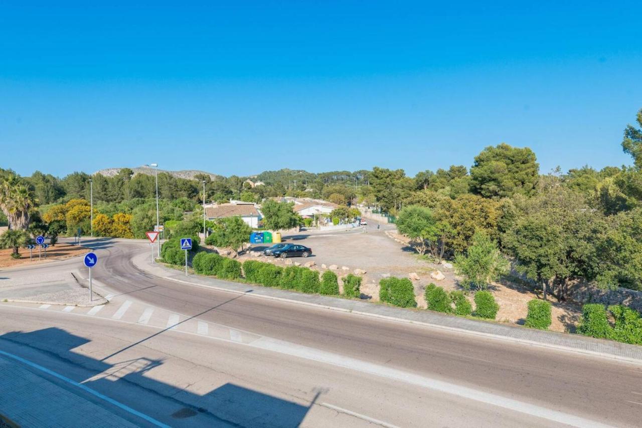 Puerto Alcudia Villa: Poolside Retreat Near Holiday home *