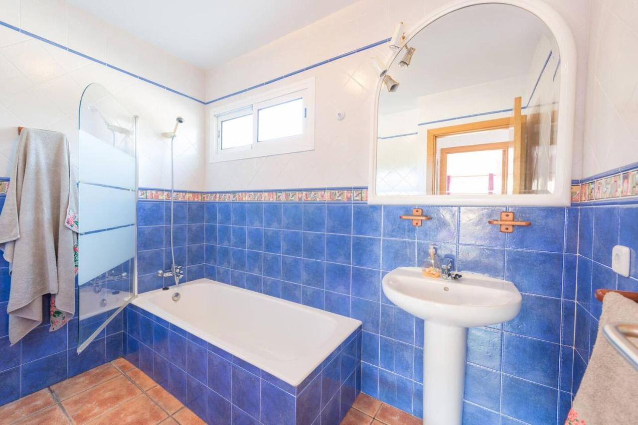 Puerto Alcudia Villa: Poolside Retreat Near *